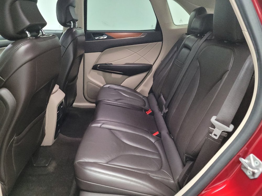 Used 2019 Lincoln MKC Select w/ Select Plus Package FWD image 18