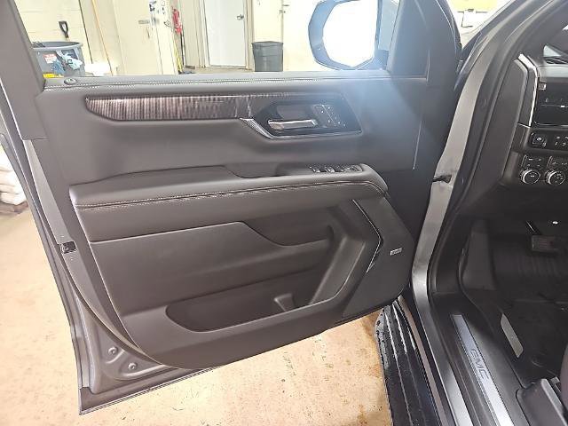 New 2026 GMC Yukon Elevation image 10