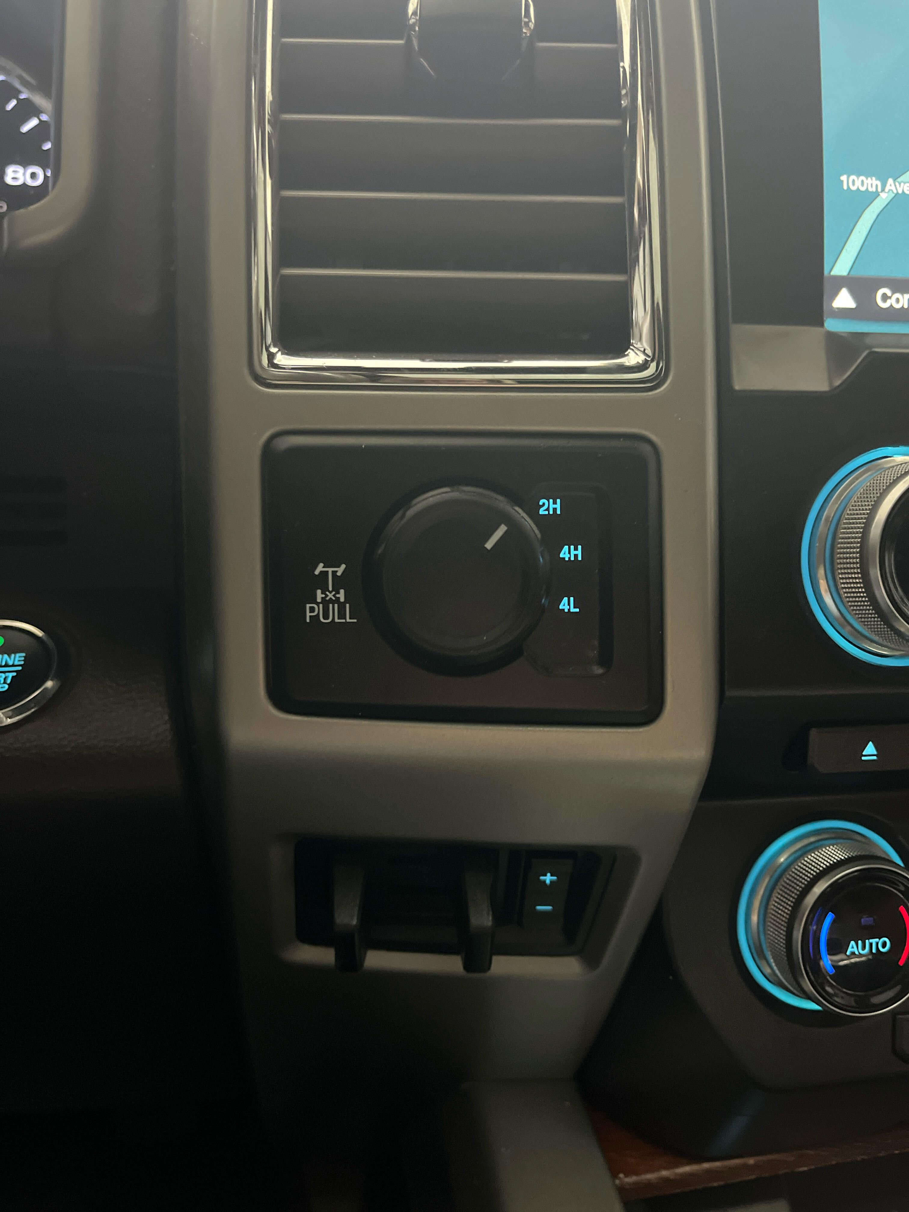 Used 2018 Ford F350 King Ranch w/ King Ranch Ultimate Package image 17