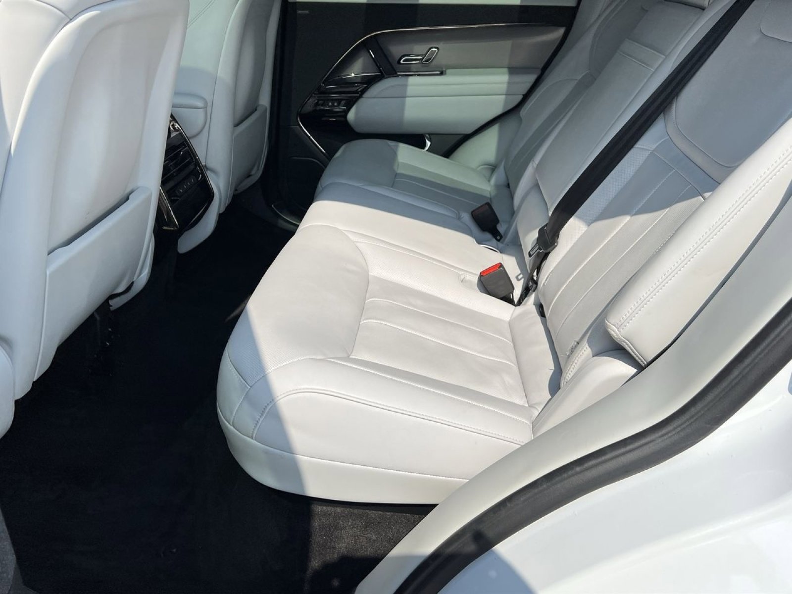 Used 2023 Land Rover Range Rover Sport SE image 22