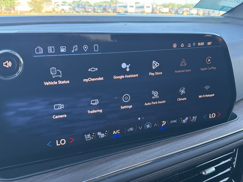 New 2026 Chevrolet Suburban High Country AWD/4WD image 24