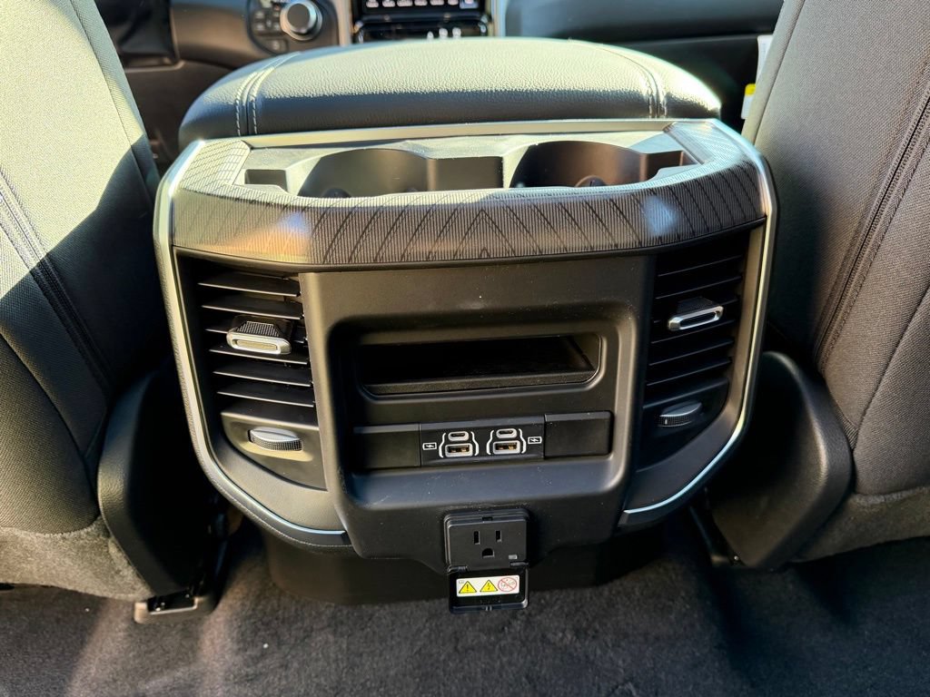 New 2026 RAM 1500 Big Horn AWD/4WD image 27