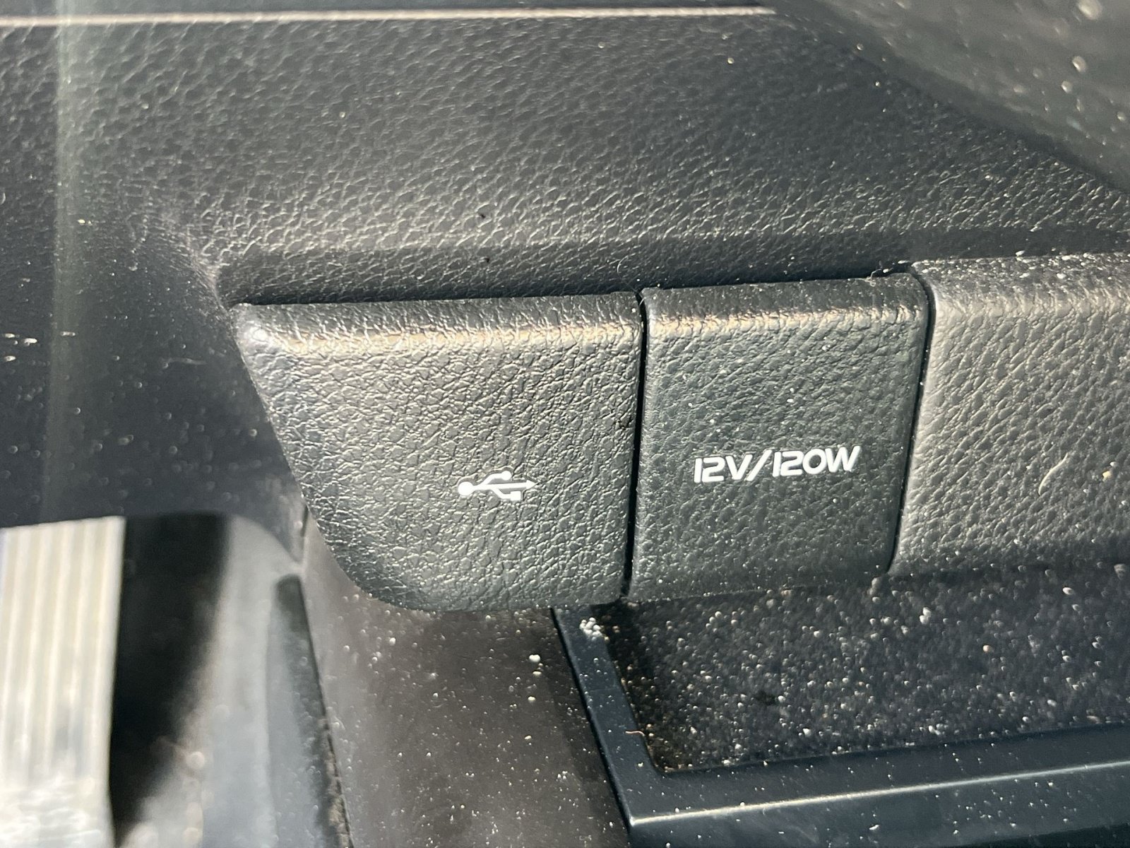 Used 2022 Toyota Camry SE FWD image 27