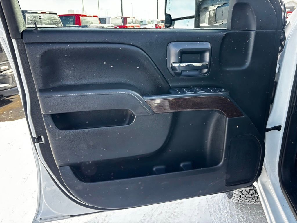 Used 2018 GMC Sierra 3500 SLE image 10