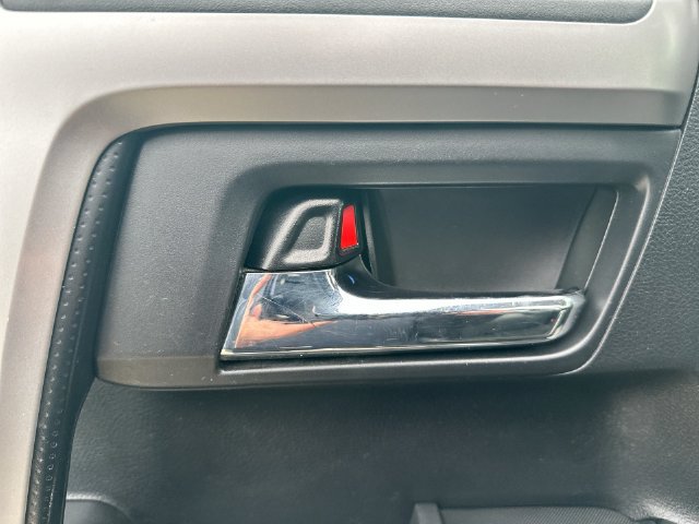 Used 2014 Toyota 4Runner Limited AWD/4WD image 54