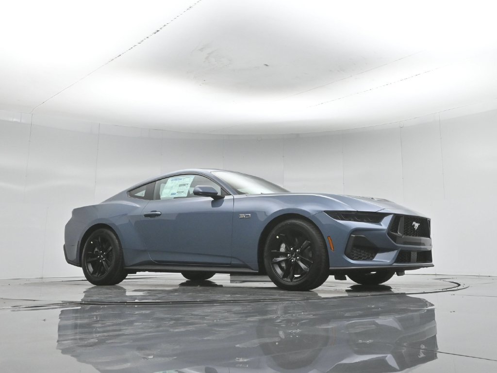 New 2026 Ford Mustang GT RWD image 3