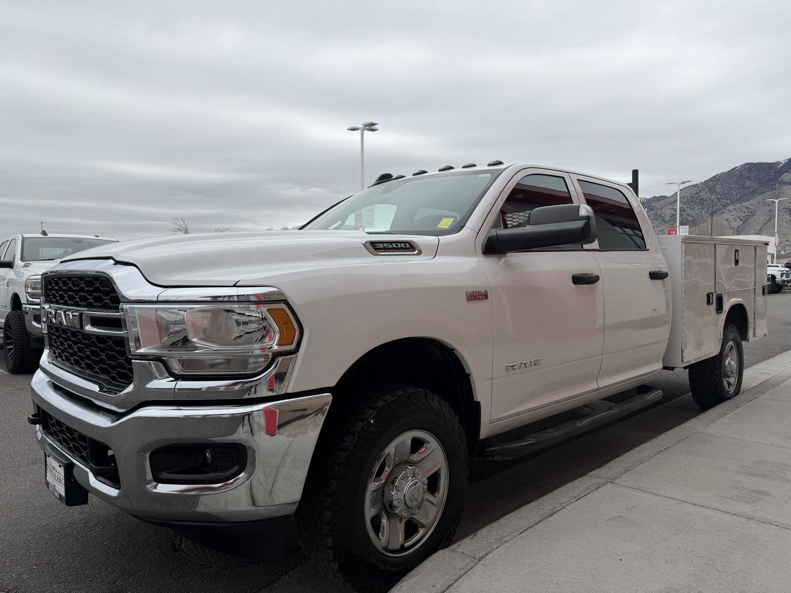 Used 2022 RAM 3500 Tradesman w/ Chrome Appearance Group image 8