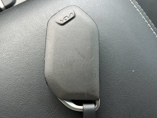 Used 2025 Kia Sorento S w/ Panoramic Sunroof Package FWD image 29