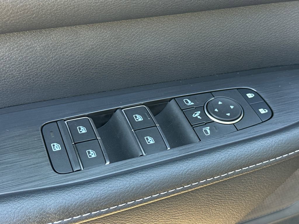 New 2026 Nissan Armada PRO-4X w/ Captain's Chari Seat Package image 19