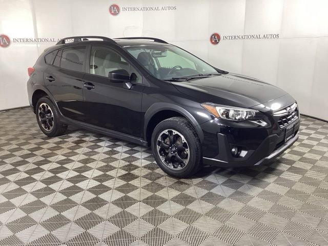Used 2023 Subaru Crosstrek 2.0i Premium image 3