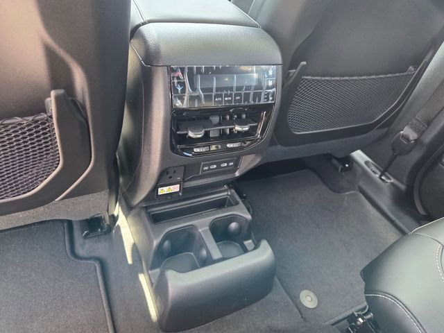 New 2026 Jeep Grand Cherokee L Limited RWD image 8