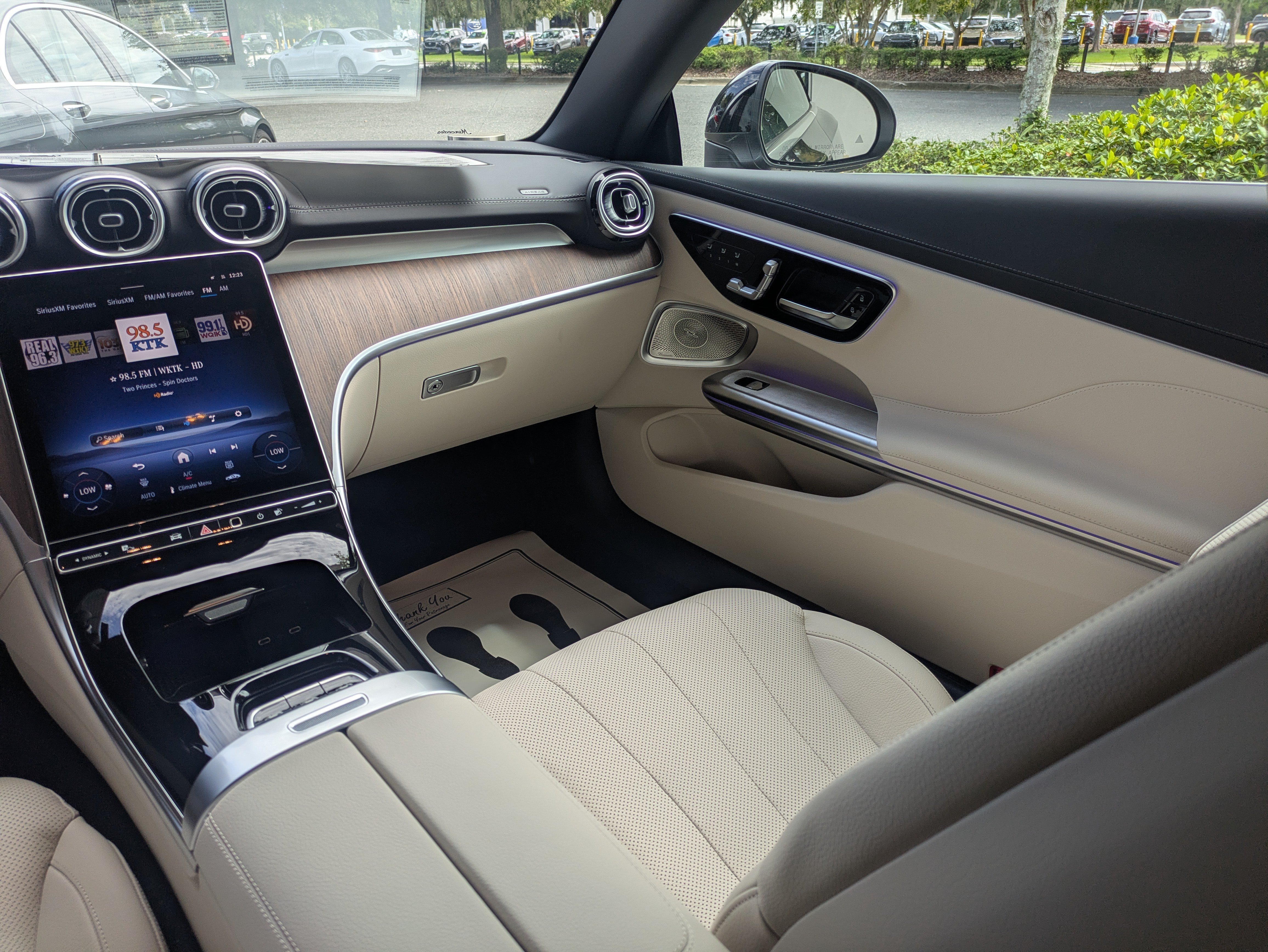 New 2027 Mercedes-Benz CLE 450 4MATIC Cabriolet image 15