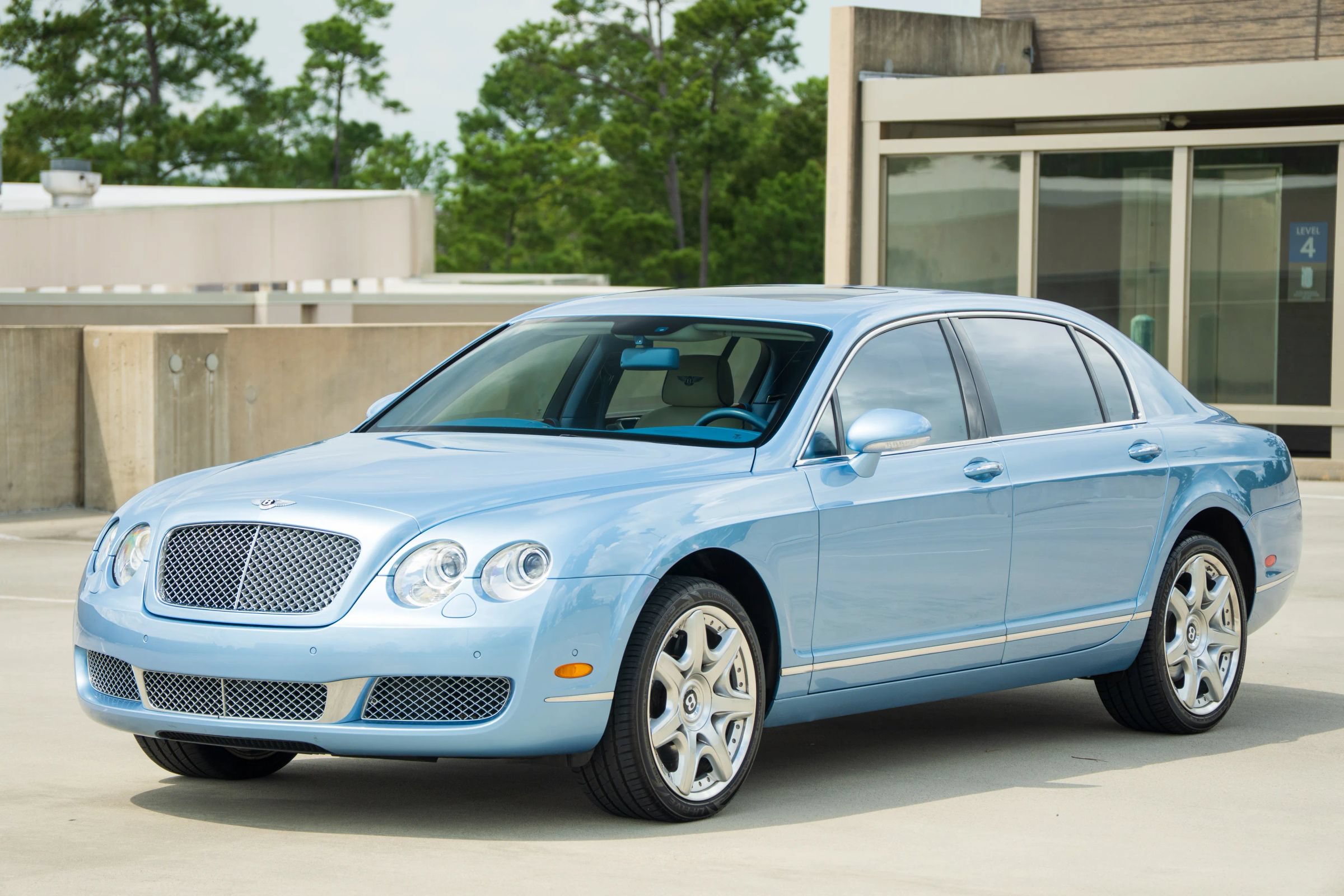 Used 2006 Bentley Flying Spur Flying Spur AWD/4WD image 5