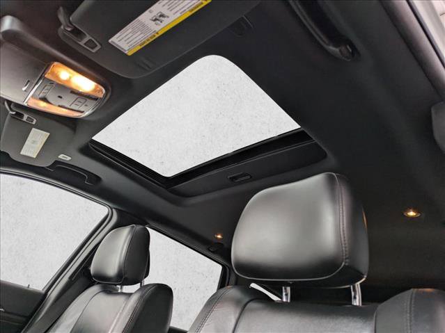 Used 2021 Jeep Grand Cherokee Limited w/ Trailer Tow Group IV image 16