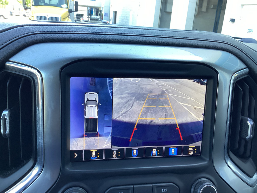 Used 2021 Chevrolet Silverado 2500 LTZ w/ LTZ Plus Package AWD/4WD image 18