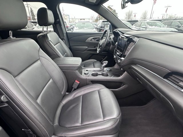 Used 2023 Chevrolet Traverse LT image 17