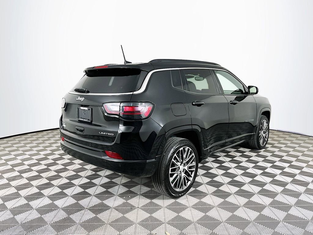 Used 2024 Jeep Compass Limited w/ Elite Group image 10