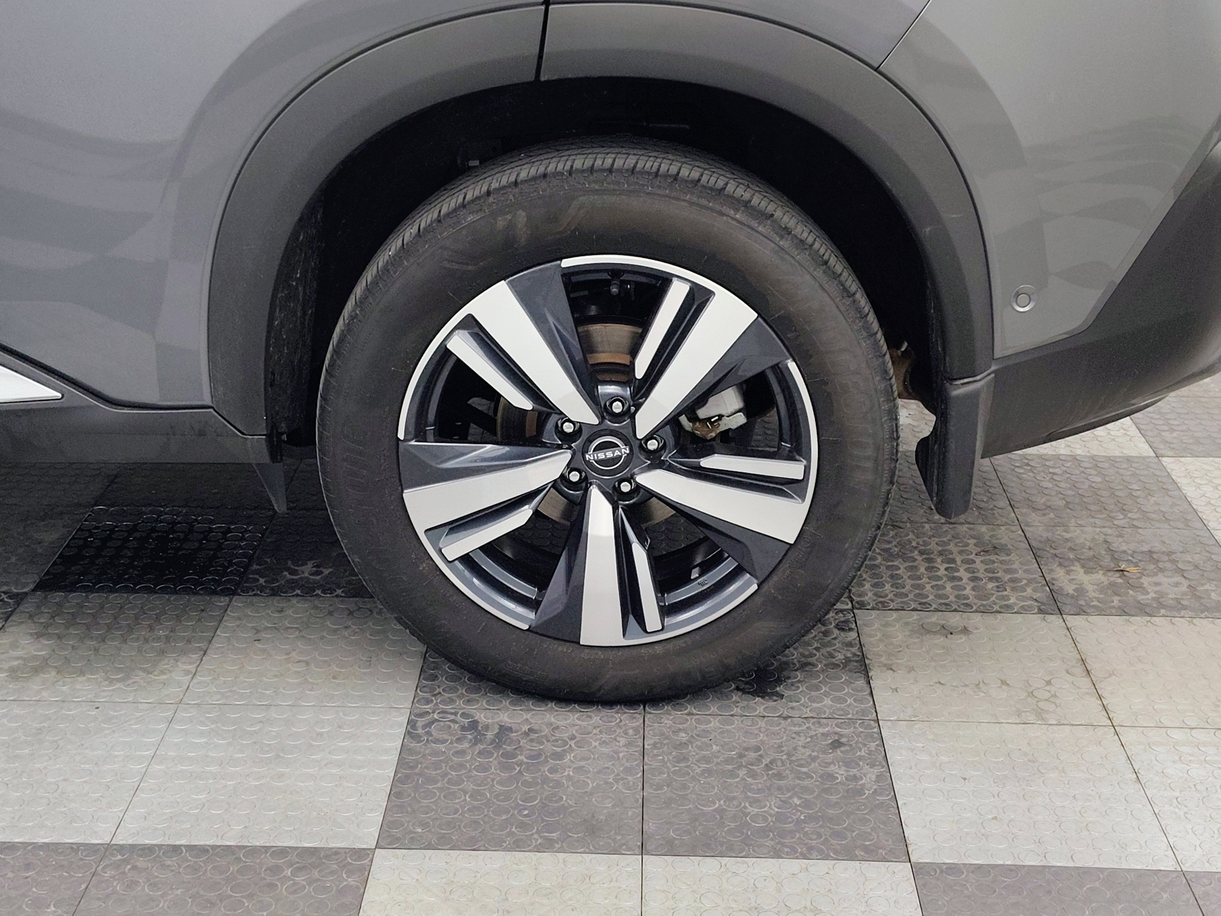 Used 2023 Nissan Rogue SL w/ SL Premium Package AWD/4WD image 15