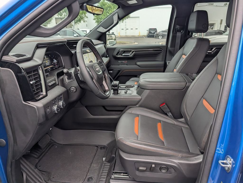 Used 2024 GMC Sierra 1500 AT4 w/ Technology Package AWD/4WD image 13