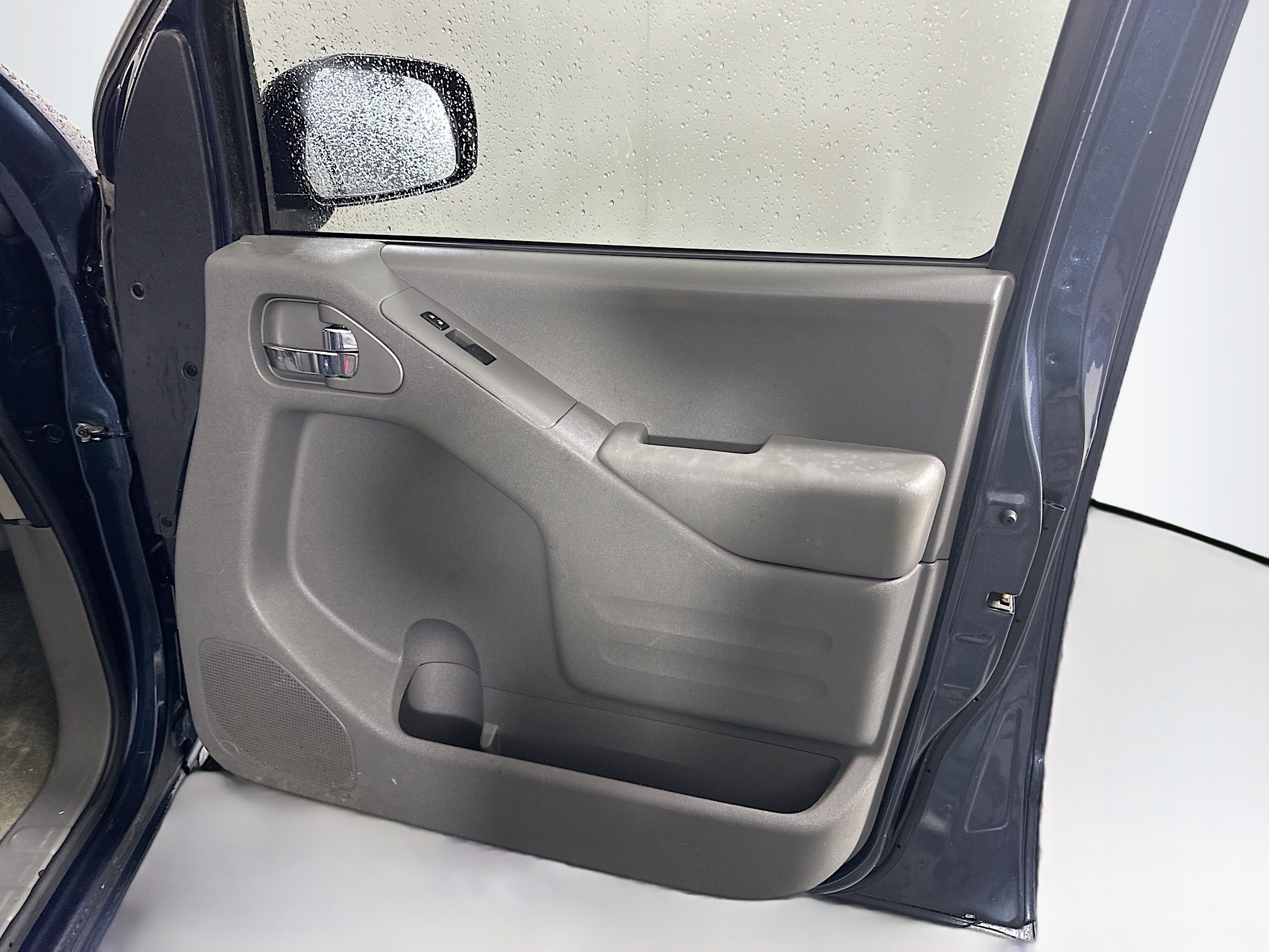 Used 2018 Nissan Frontier SV w/ Value Truck Package RWD image 29