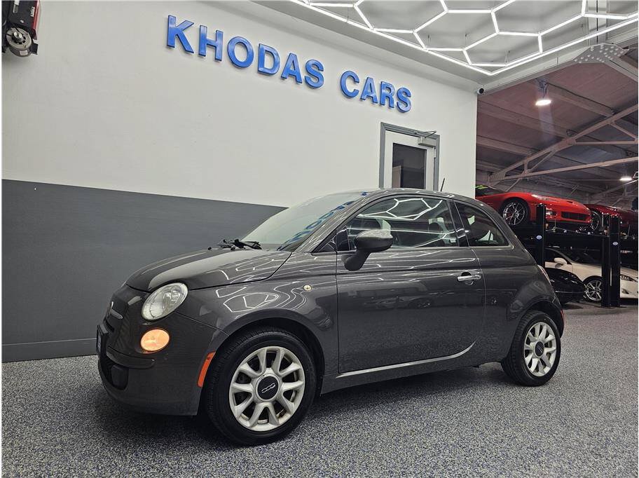 Used 2017 FIAT 500 Pop FWD image 2