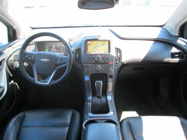 Used 2014 Chevrolet Volt Premium w/ Premium Trim Package FWD image 11