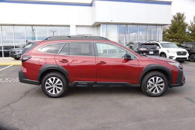 Certified 2025 Subaru Outback Premium w/ Popular Package #1A image 2