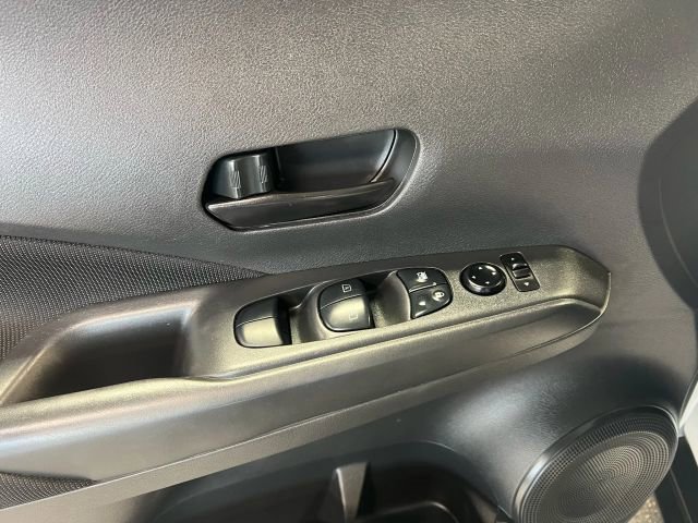 Used 2022 Nissan Kicks S image 6