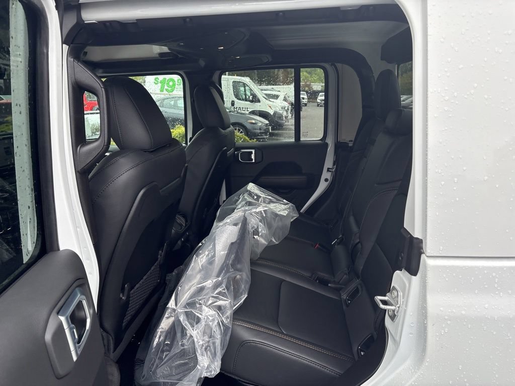 New 2026 Jeep Gladiator Sport AWD/4WD image 15