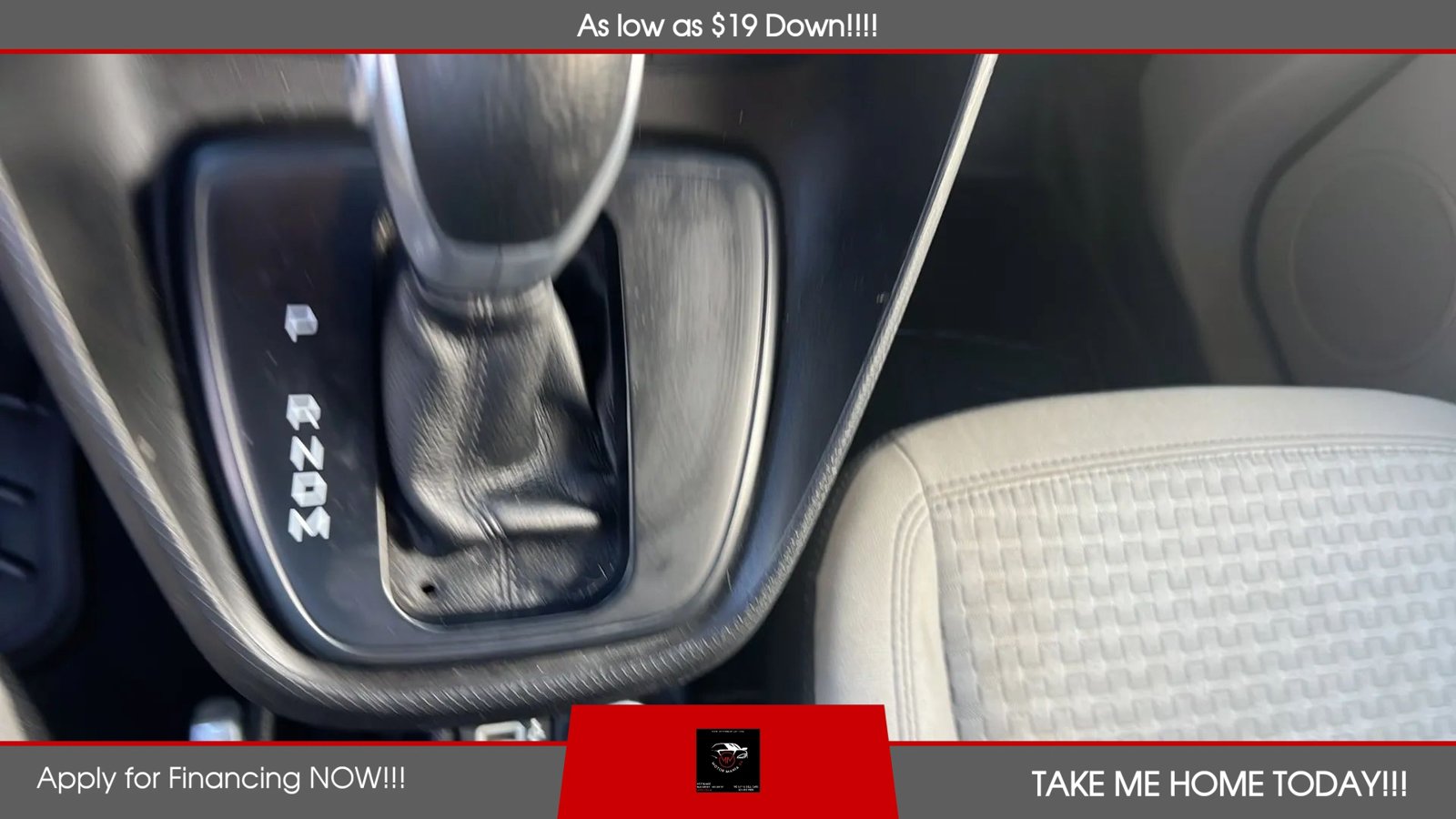 Used 2019 Ford Transit Connect XLT FWD image 17
