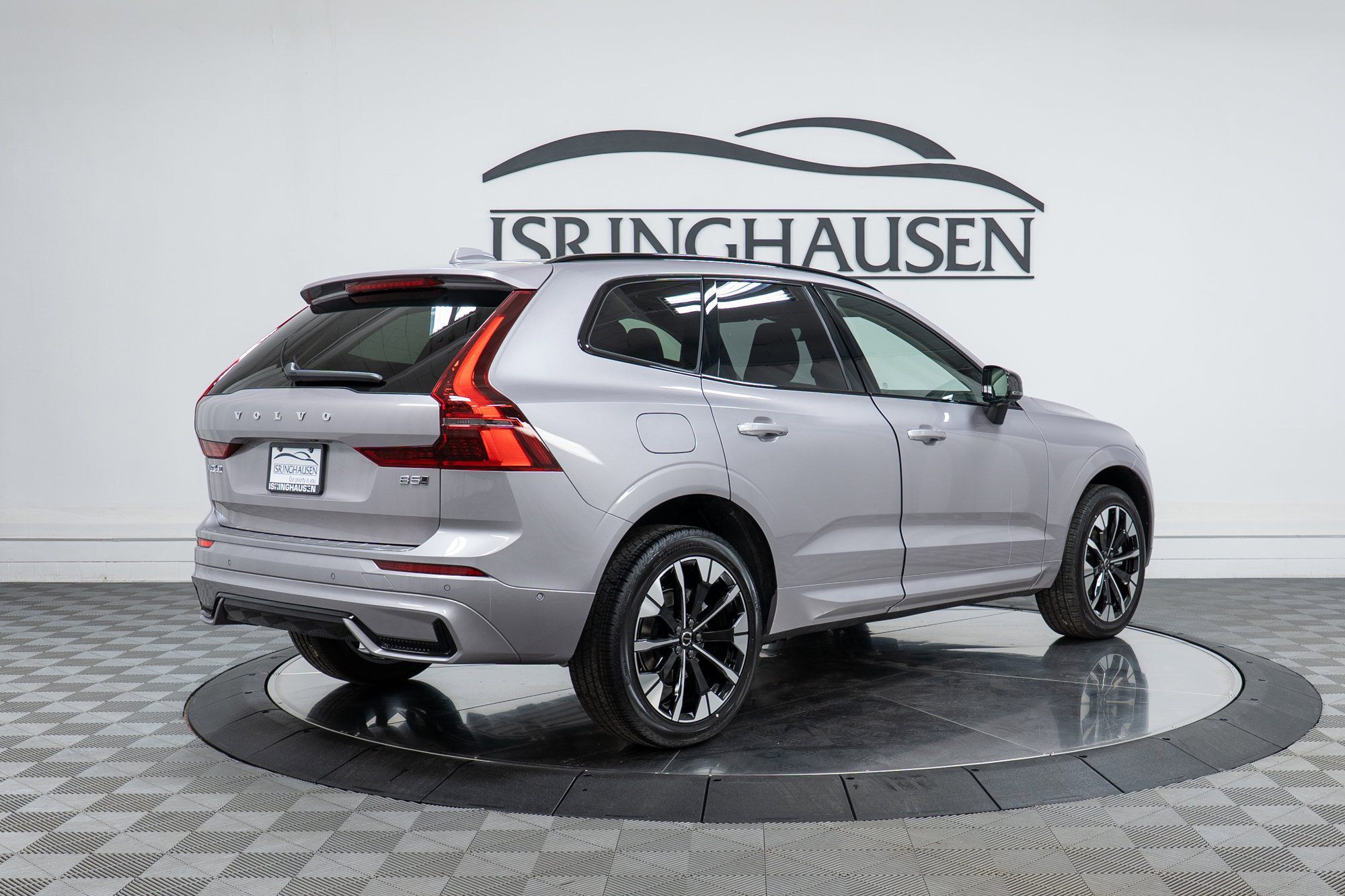 New 2026 Volvo XC60 B5 Plus w/ Protection Package Premier image 5