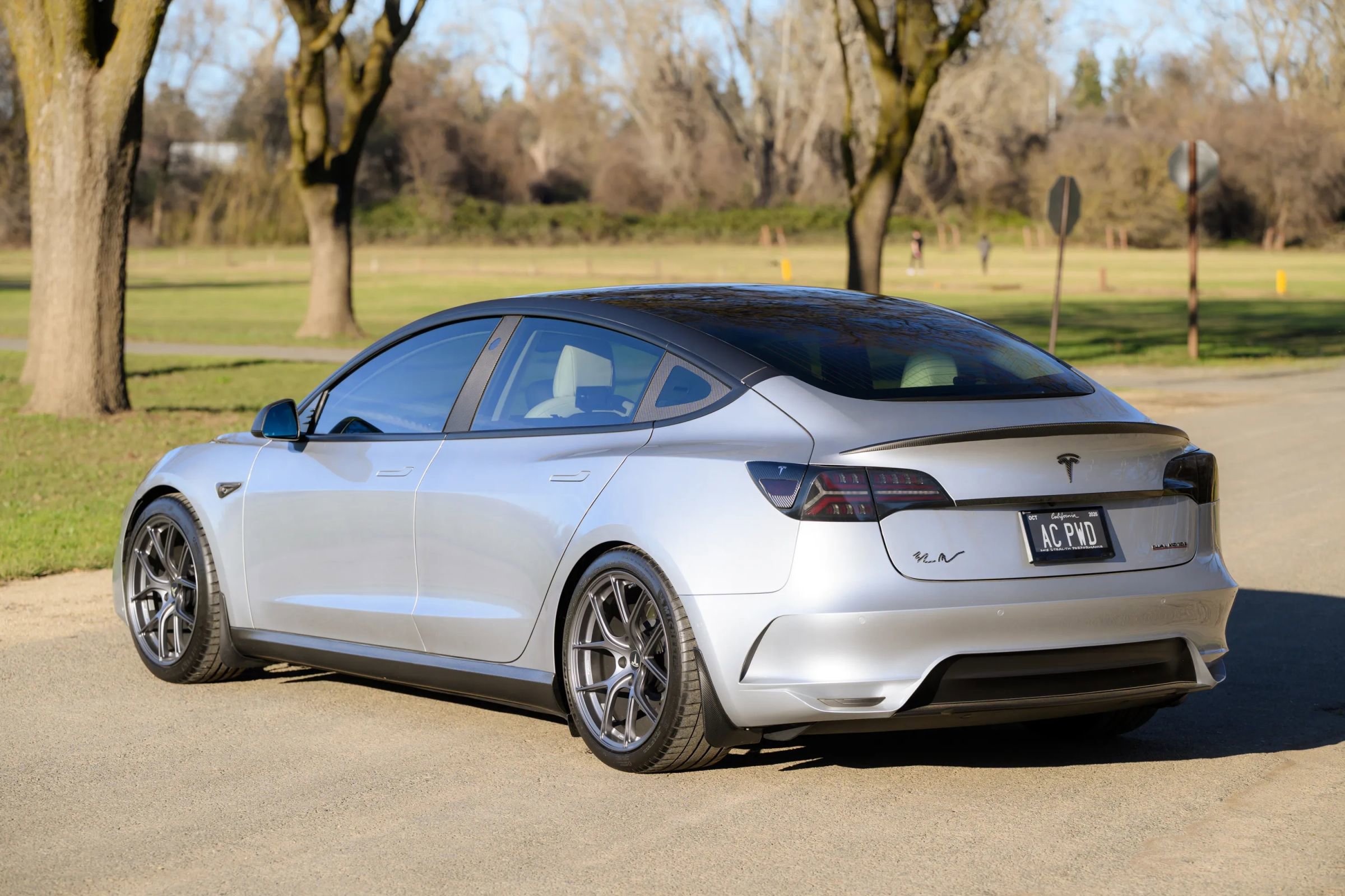 Used 2018 Tesla Model 3 Long Range image 4