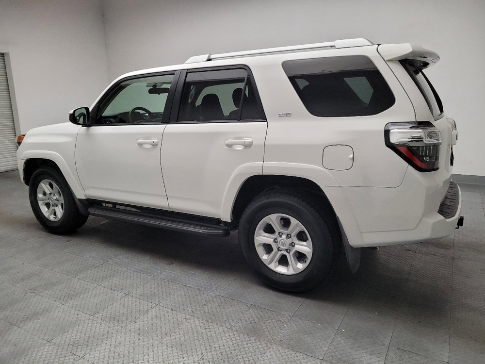 Used 2018 Toyota 4Runner SR5 RWD image 3