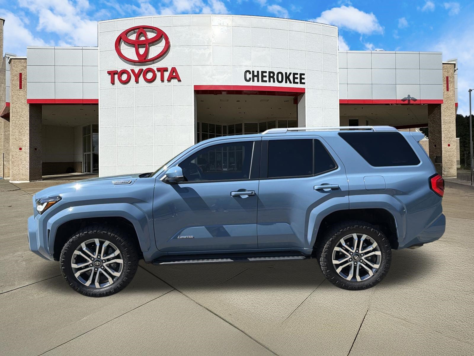 Used 2025 Toyota 4Runner Limited AWD/4WD image 8