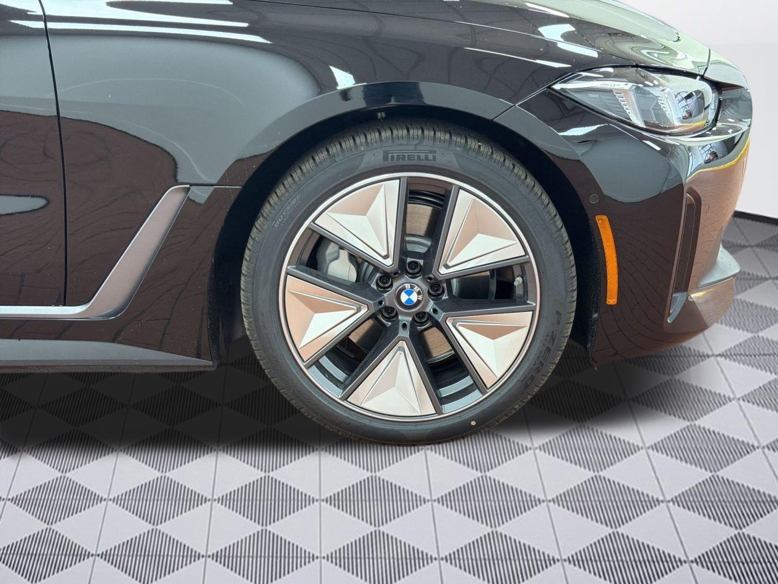 Used 2026 BMW i4 xDrive40i w/ Premium Package AWD/4WD image 11