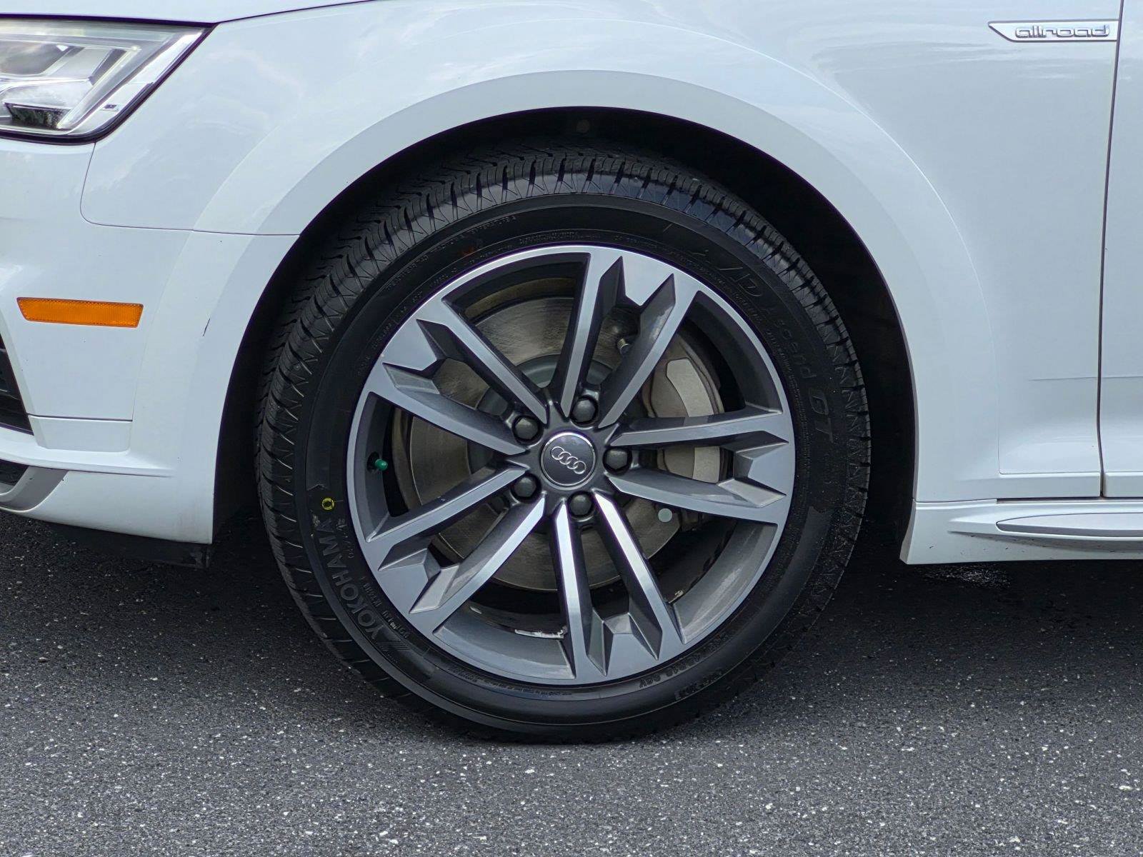 Used 2018 Audi A4 2.0T allroad Premium Plus AWD/4WD image 9