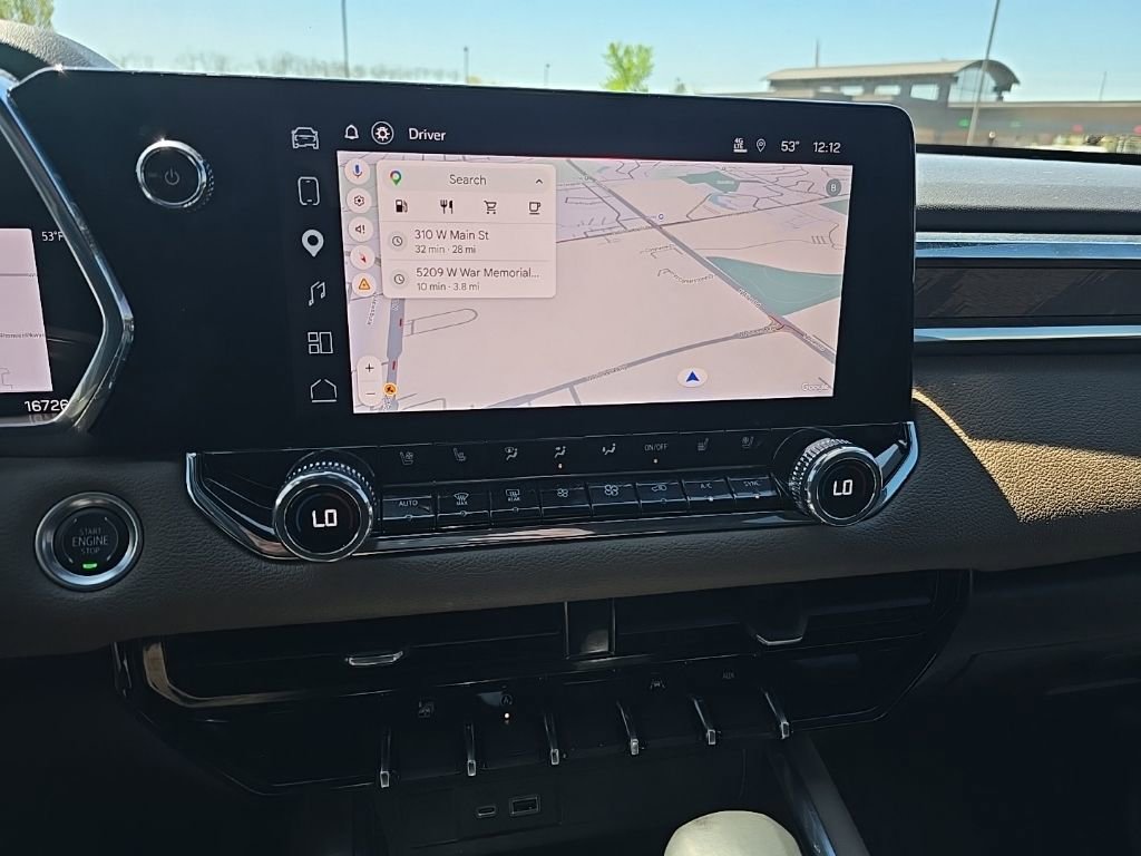 Used 2025 GMC Canyon Denali image 12