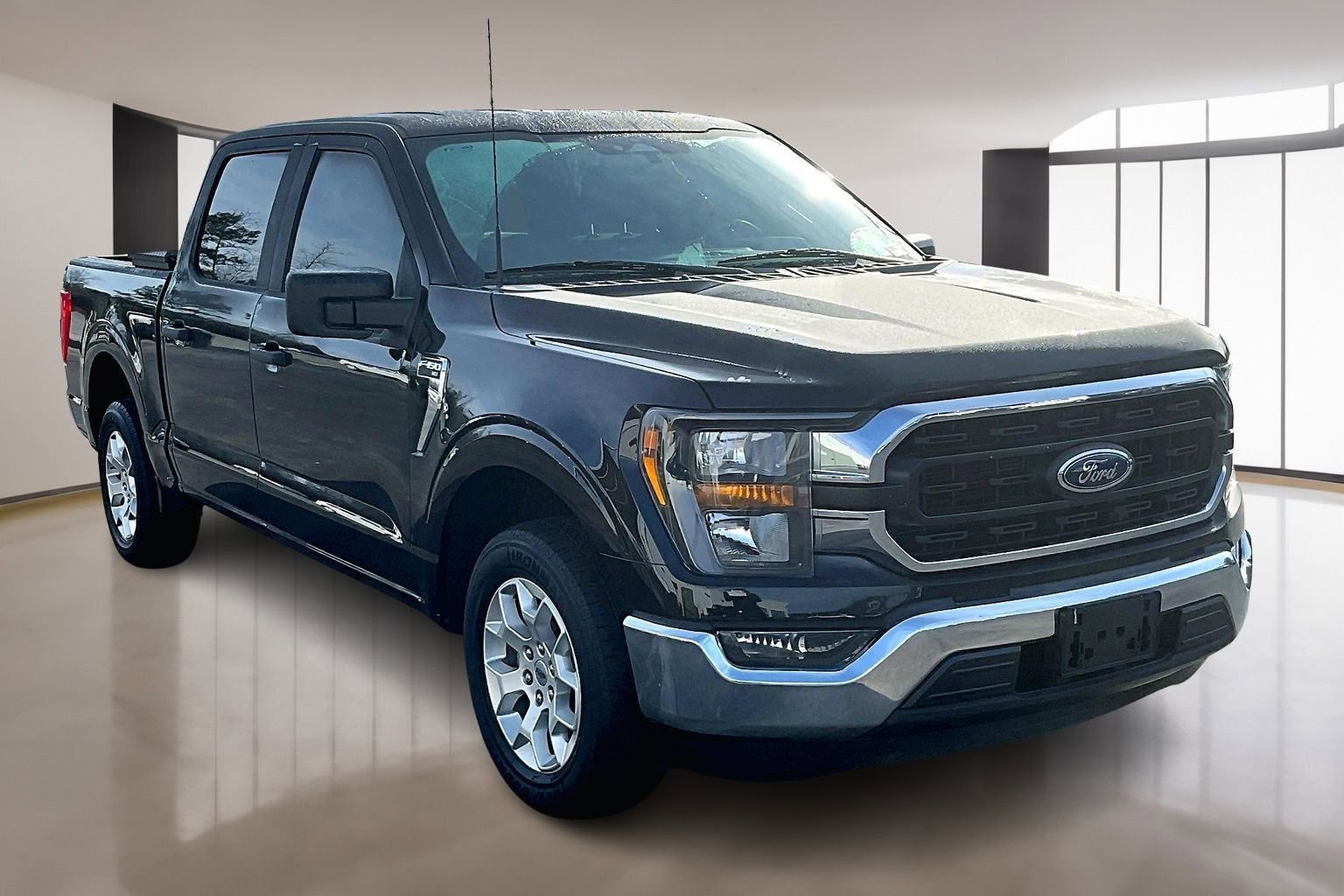 Used 2023 Ford F150 XLT video 1