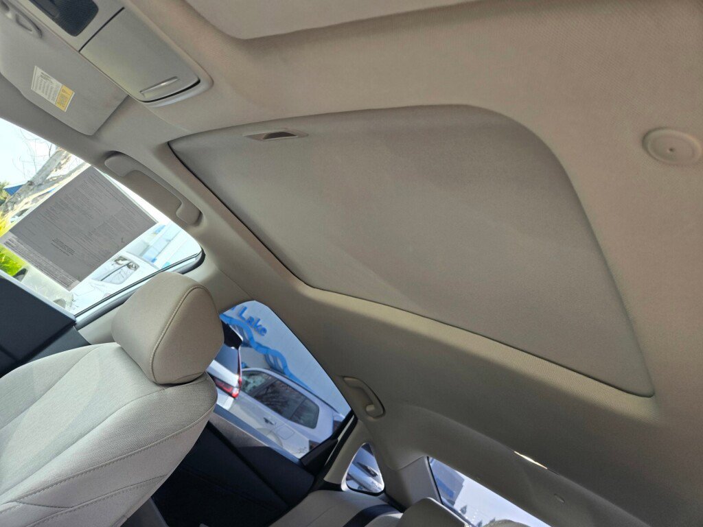 Certified 2023 Honda Accord EX image 16