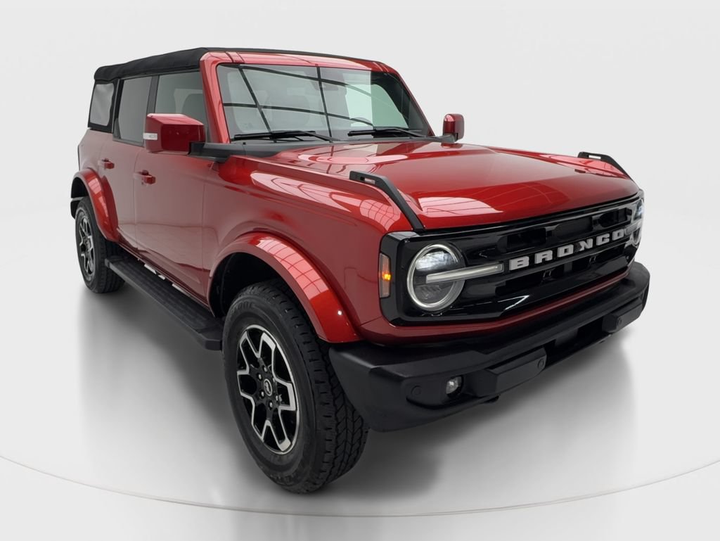Used 2024 Ford Bronco Outer Banks AWD/4WD image 3