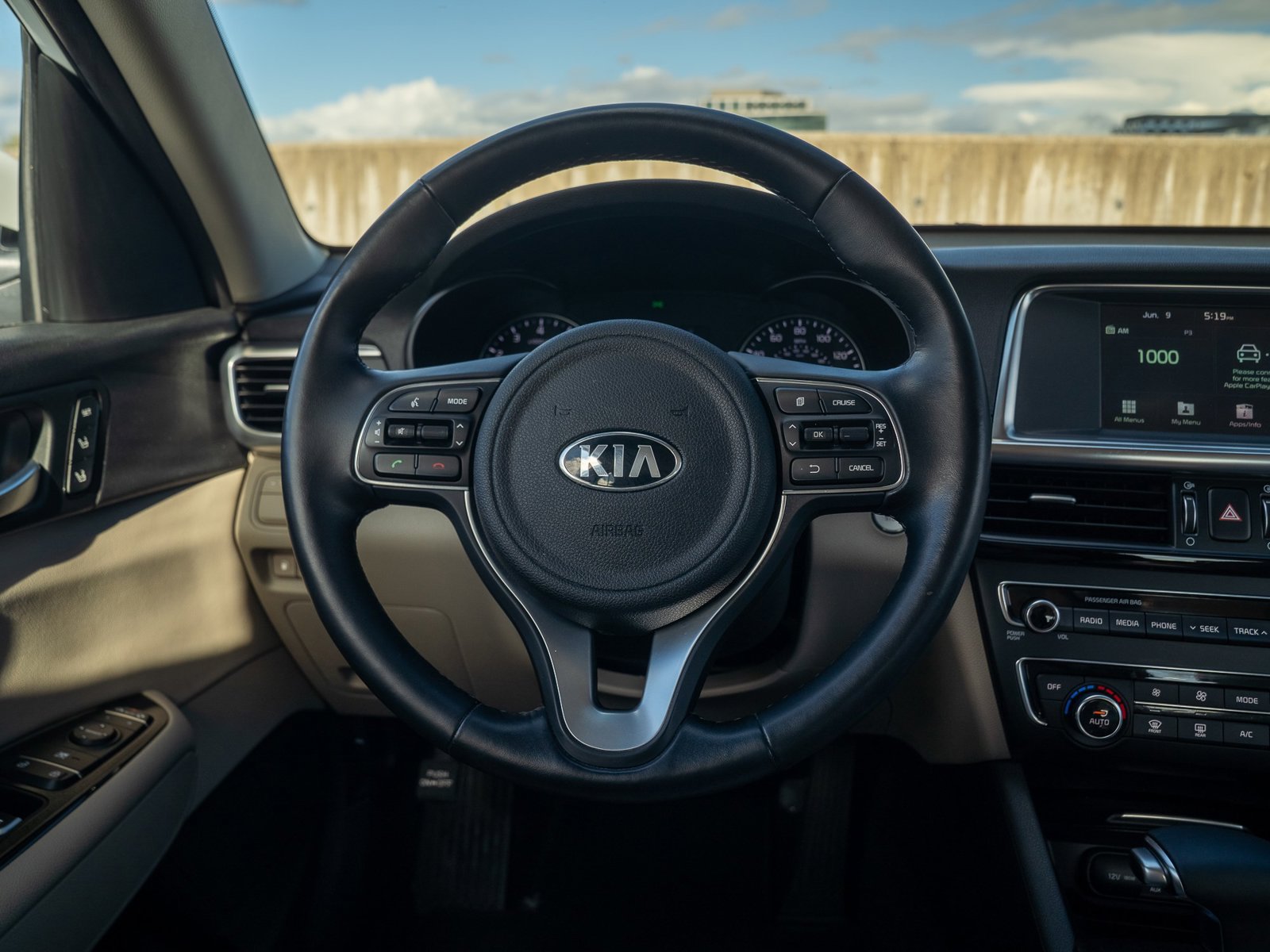Used 2017 Kia Optima EX FWD image 21