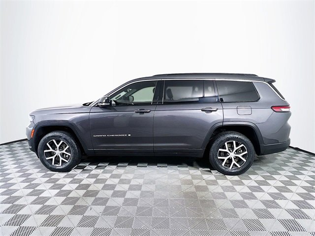 Used 2024 Jeep Grand Cherokee L Limited image 2