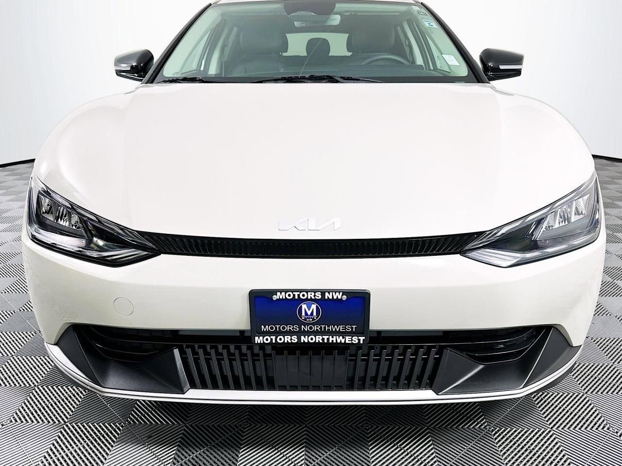 Used 2024 Kia EV6 Light image 2