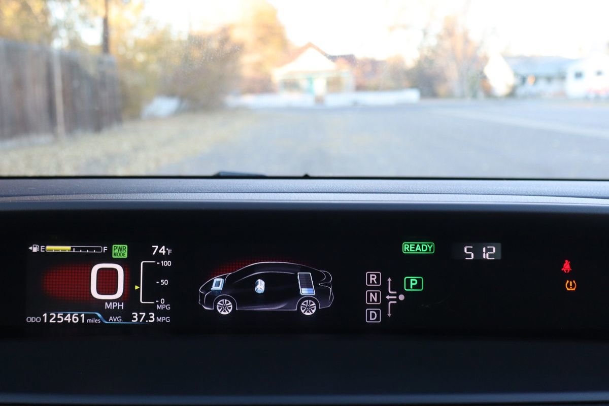 Used 2017 Toyota Prius Two image 35