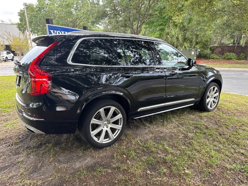 Used 2017 Volvo XC90 T6 Inscription w/ Vision Package AWD/4WD image 4