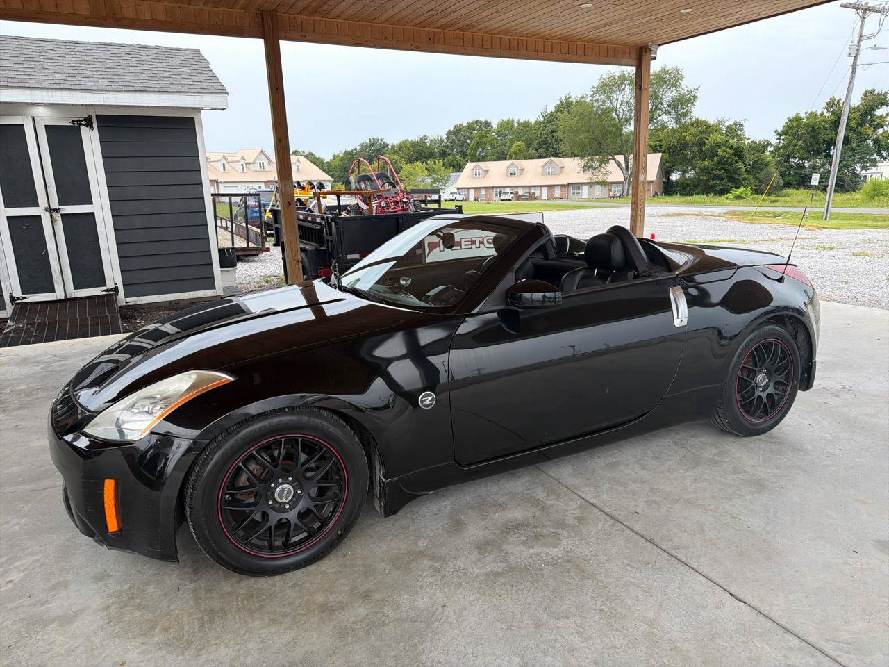 Used 2005 Nissan 350Z Enthusiast RWD image 2
