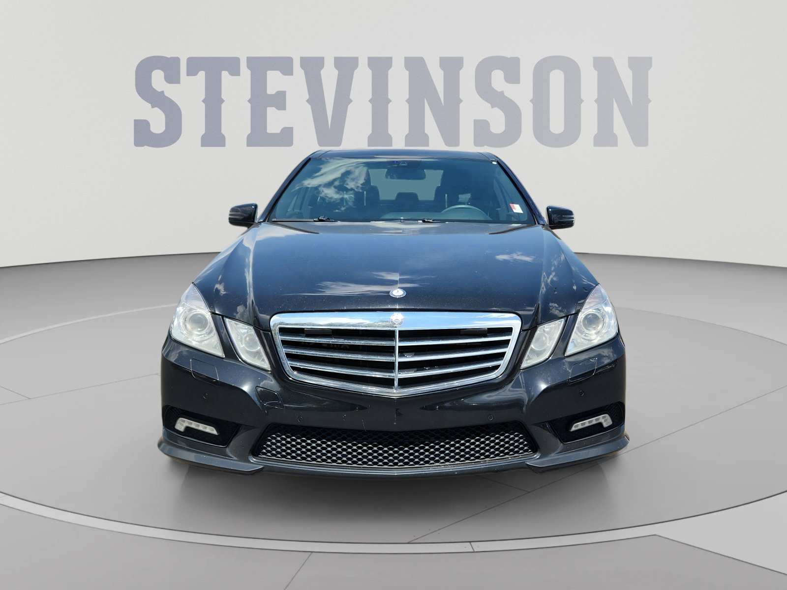 Used 2011 Mercedes-Benz E 550 4MATIC Sedan image 8