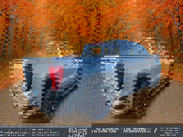 Used 2023 GMC Sierra 1500 Elevation w/ Elevation Premium Package image 4