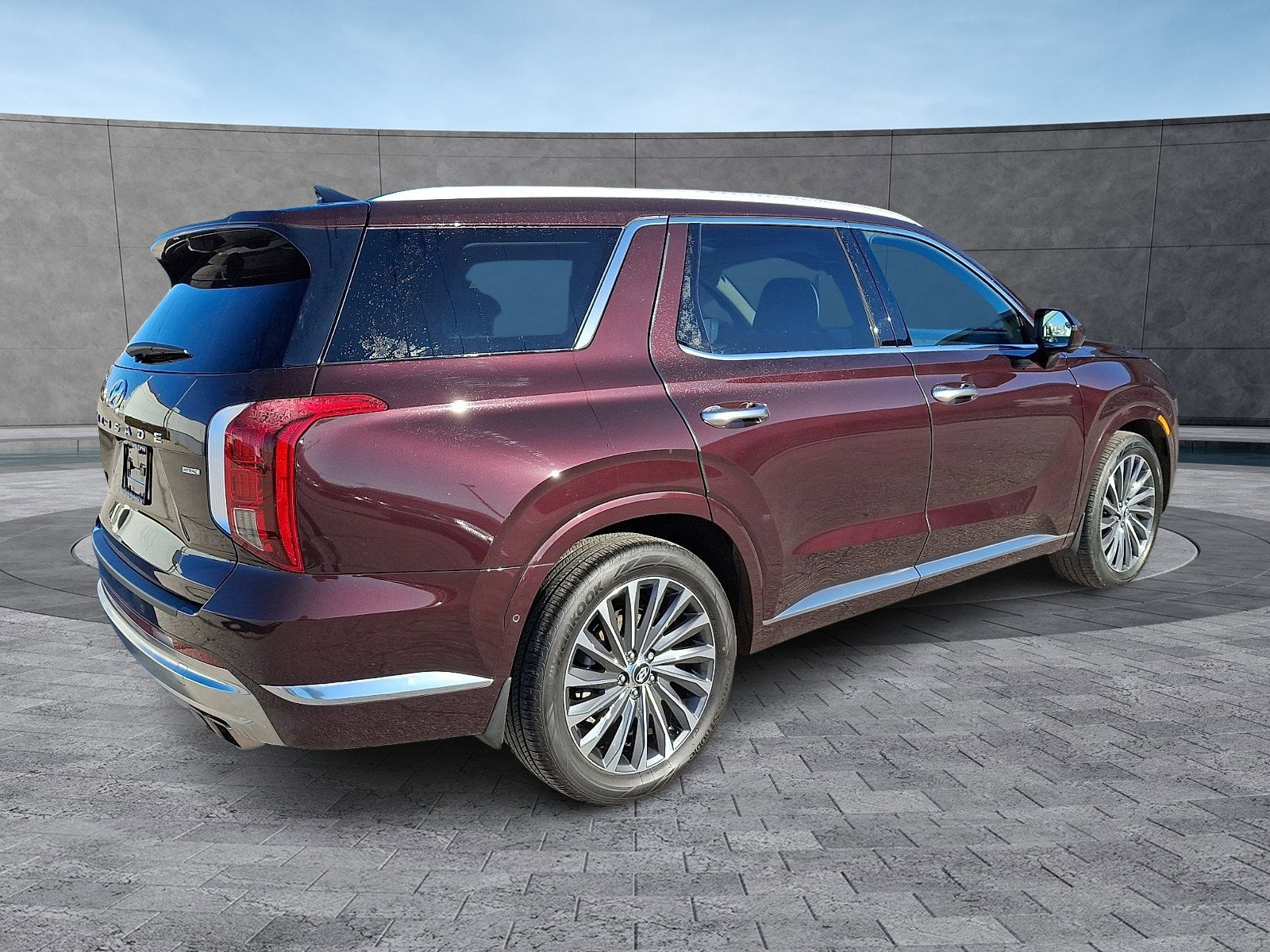Used 2024 Hyundai Palisade Calligraphy image 11