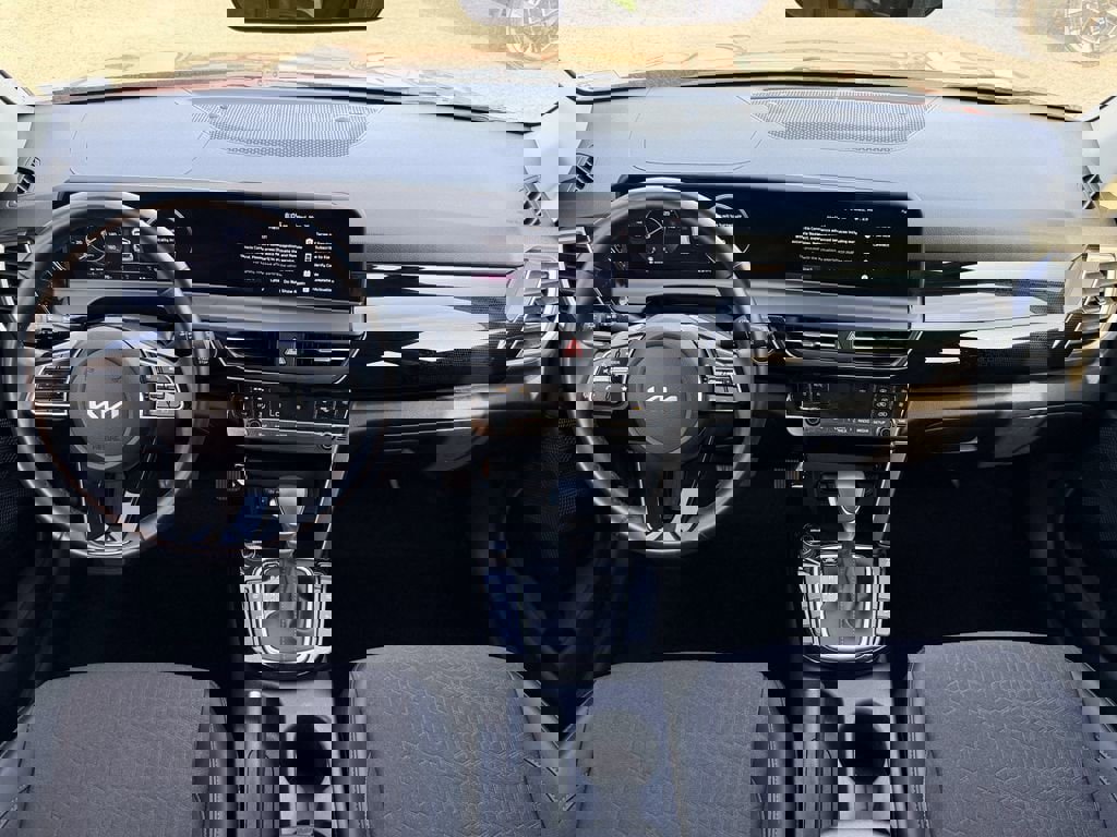 Certified 2024 Kia Seltos S image 13